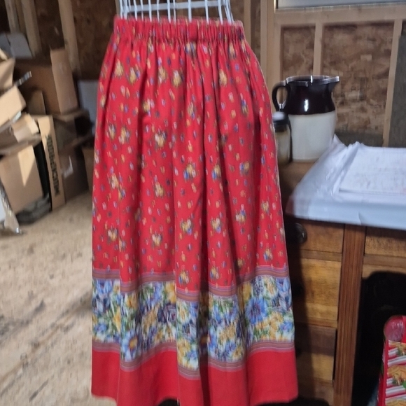 Vintage Handmade Floral Reddish Orange Skirt - Picture 5 of 10